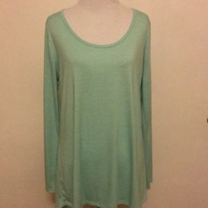 Lynnae long sleeve top